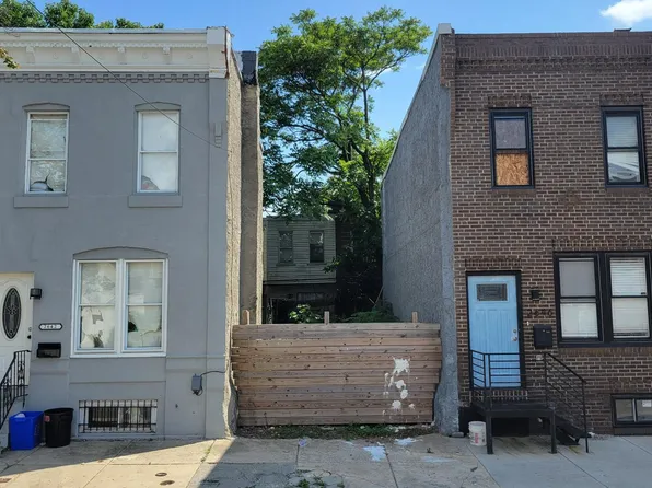 2644 Wilder St, Philadelphia, PA 19146