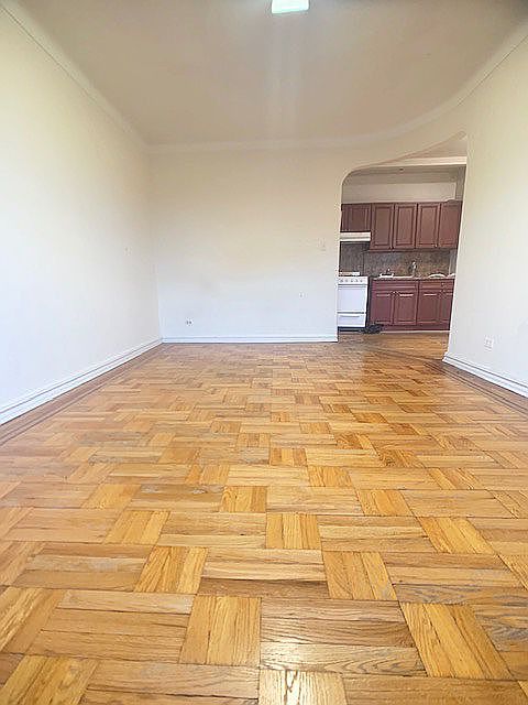 1st image of 5502 14th Ave #5