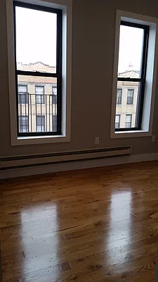 Rented by Signature Property Realty | media 6