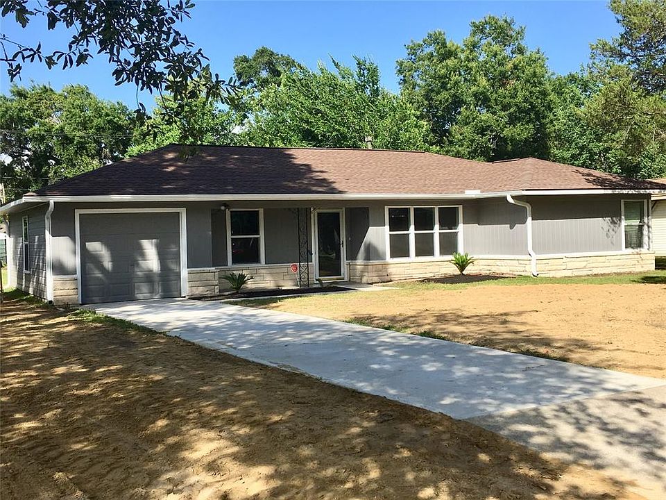 1st image of 328 Burnett Dr