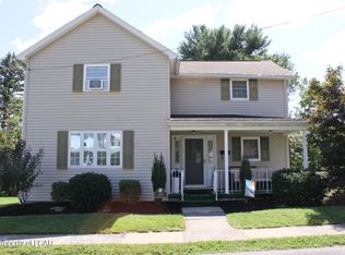 135 Factory St, Avoca, PA 18641