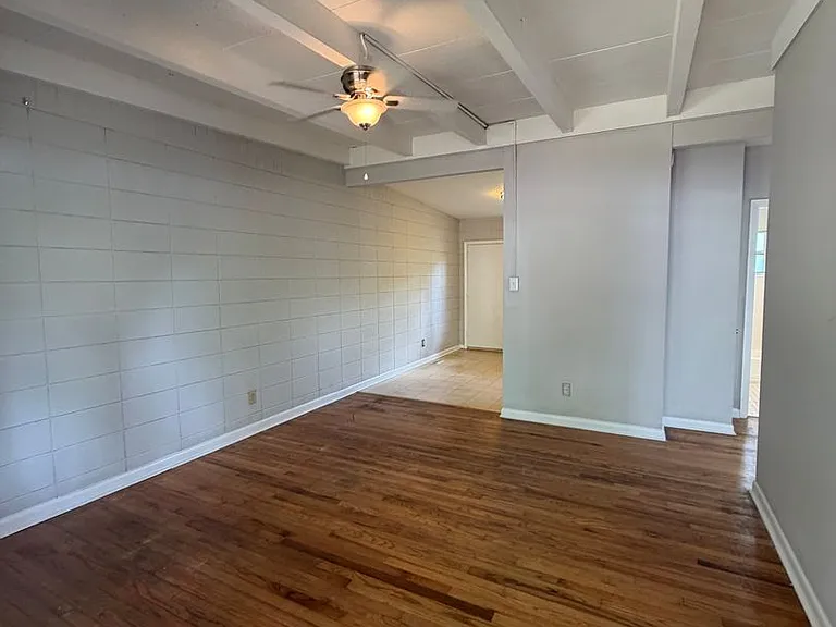 717 Edgewood Street Duplex — Photo 13