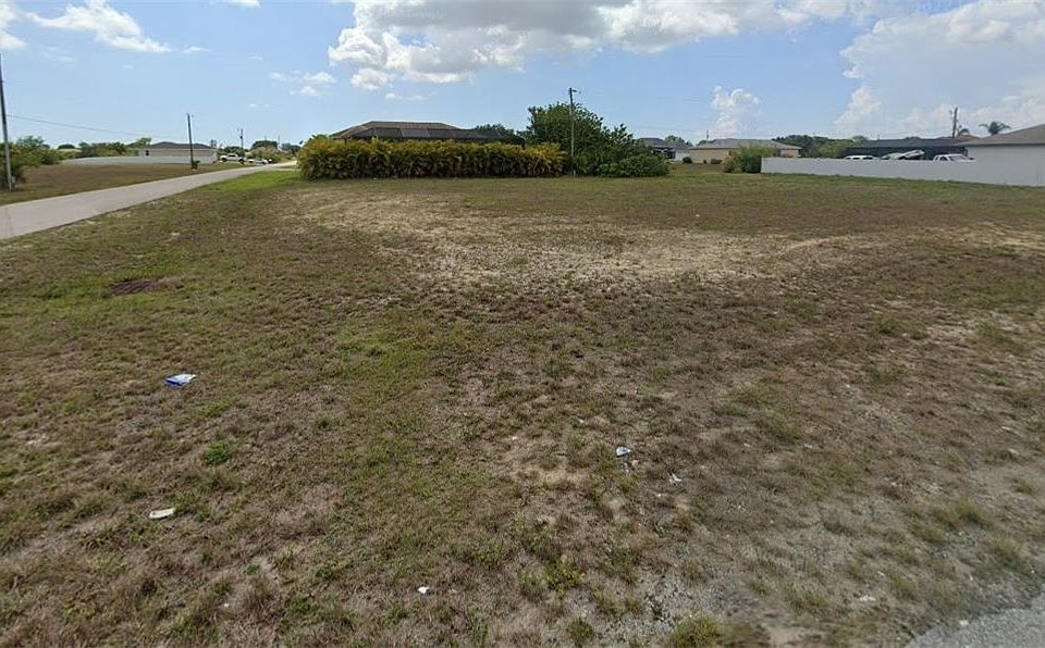 2nd image of 2000 NE 15th Place Cpe