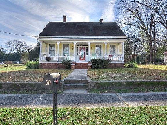 2nd image of 30 Aiken Blvd