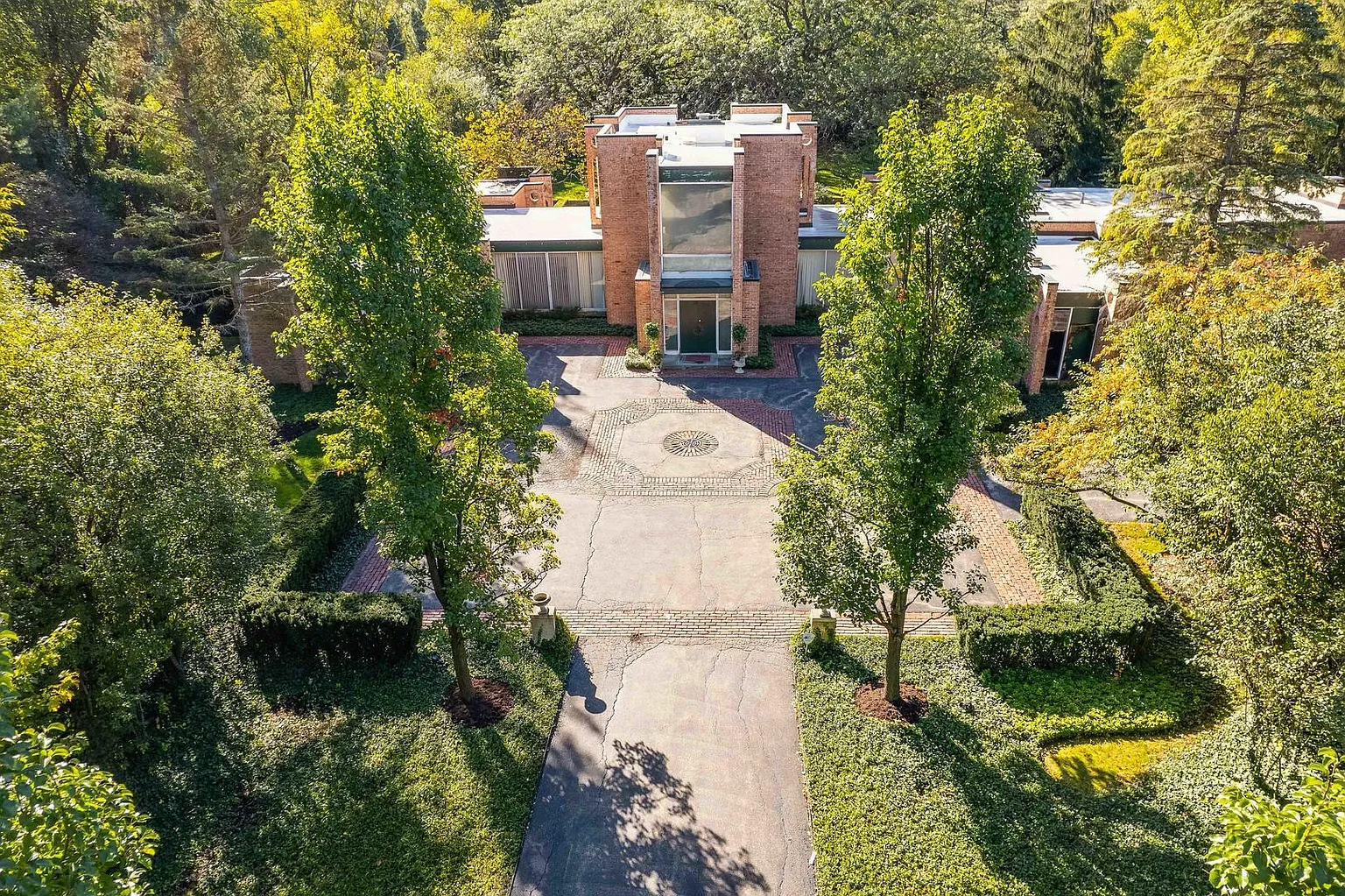 265 E Westleigh Rd photo 1