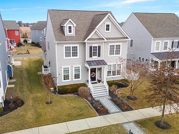 4th image of 119 Tuscany Dr