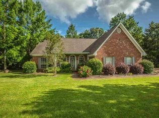 302 Ridge Park Dr, Raymond, MS 39154