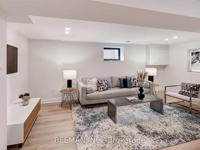 188 Wilfred Ave — Photo 22