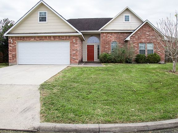 2nd image of 1701 Margaret Ln