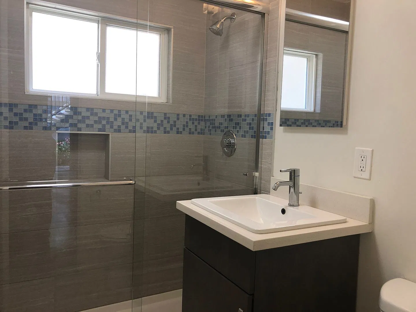 Chic studio in Normal Heights — Photo 4
