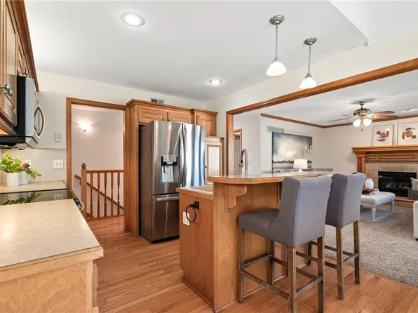 20951 W 123rd Ter, Olathe, KS 66061