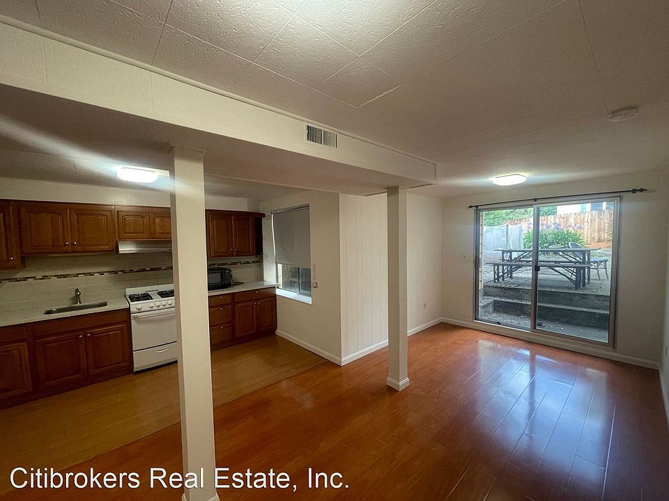 1st image of 788A 17th Ave