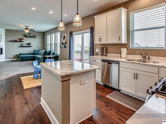 2nd image of 1631 Goldenrod Cir