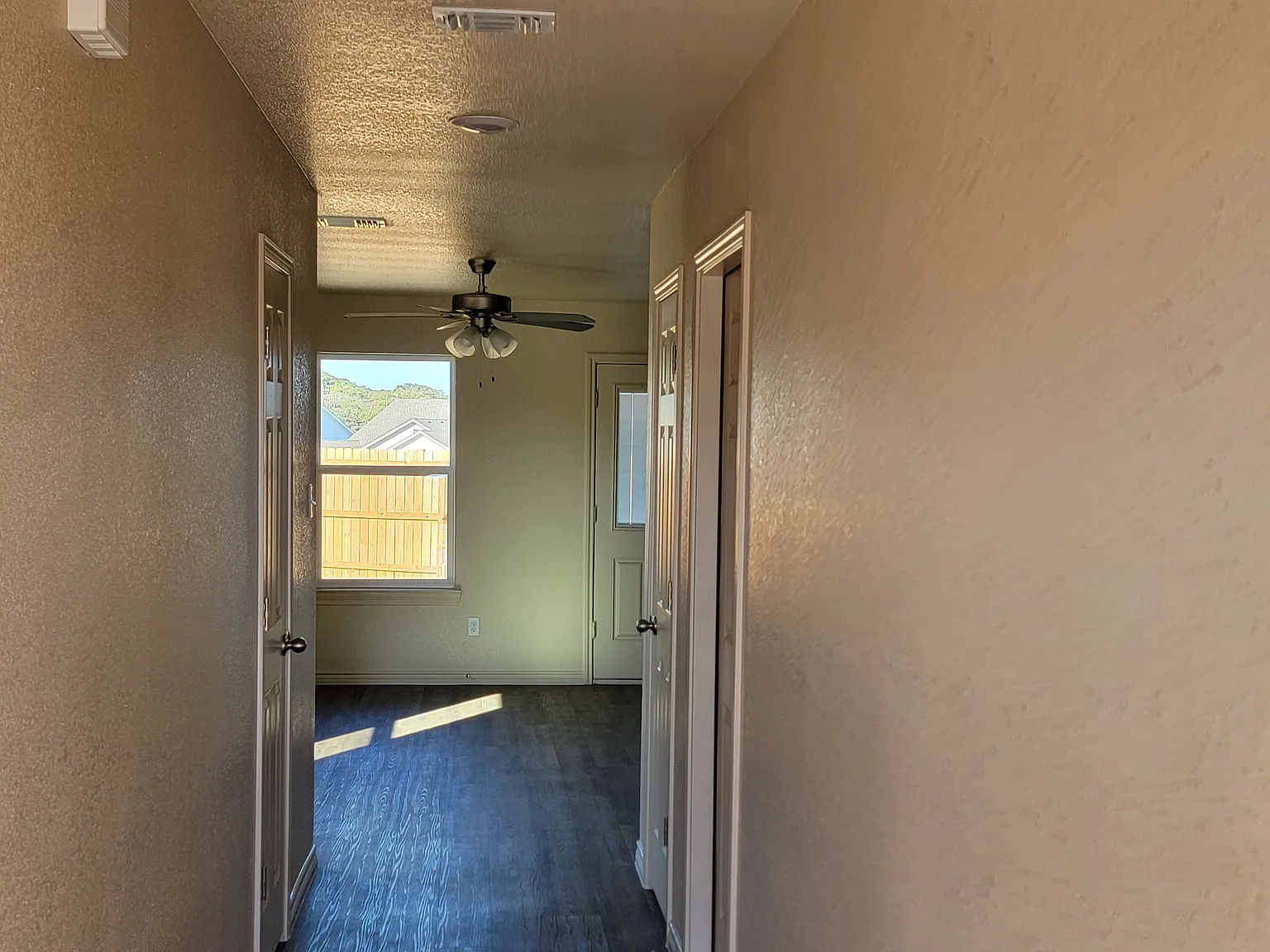 1016 Cline Drive - A — Photo 3