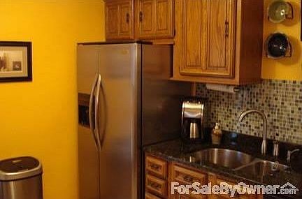 Stainless Range
						:
						Professional series slide in range with convection oven and black glass top