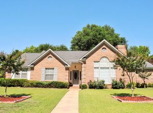 110 Vixen Ct, Dothan, AL 36305
