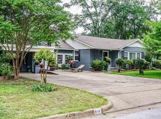 910 Barbara St, Tyler, TX 75701