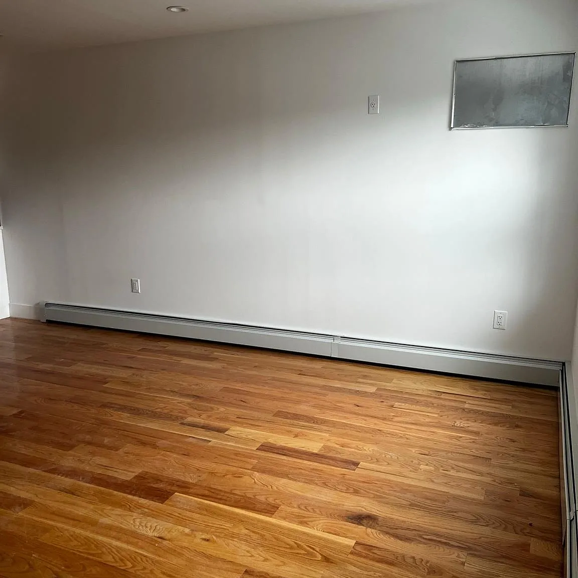 3 bed, 1153 sqft, $3,250 — Photo 3