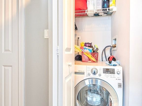 In unit washer dryer