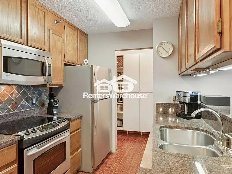 433 S 7th St #2308 — Photo 4