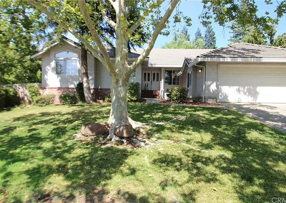 379 Brookside Dr