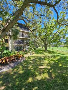 700 Starkey Rd APT 622, Largo, FL, 33771