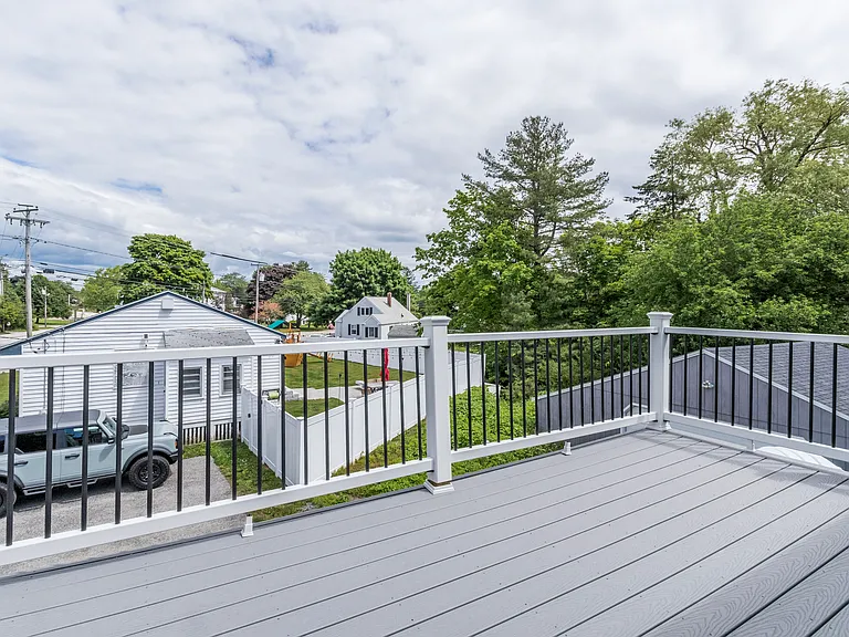 206 Pine St #2 — Photo 37