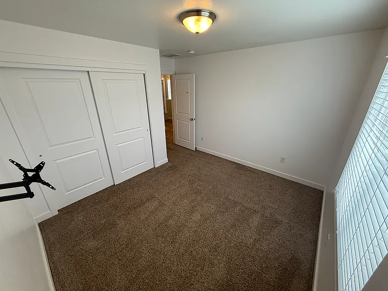 3659 W Golden Sky Ln — Photo 14