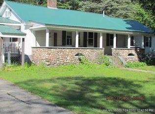 89 Smith St, Fryeburg, ME 04037