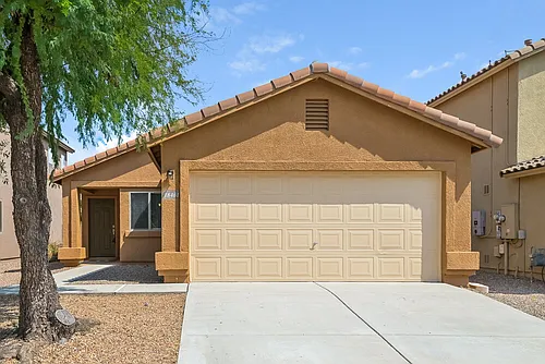 18461 S Copper Point Dr Photo 1
