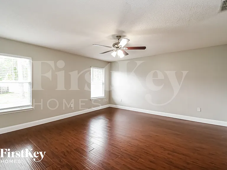 8006 Welbeck Ln — Photo 8