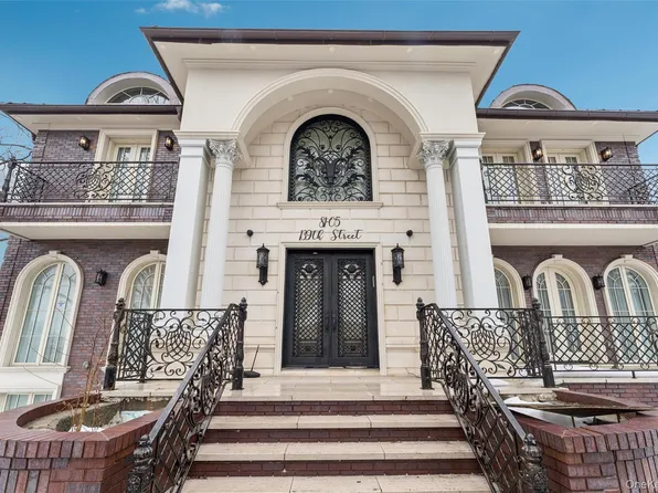 81-05 139th Street, Briarwood, NY 11435