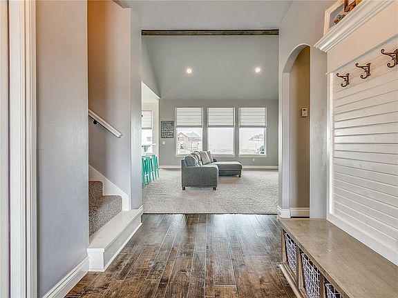5th image of 6951 Wilson Dr