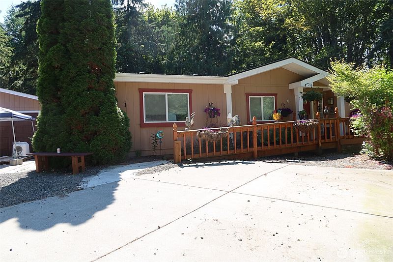 2nd image of 11 Landgrove Lane