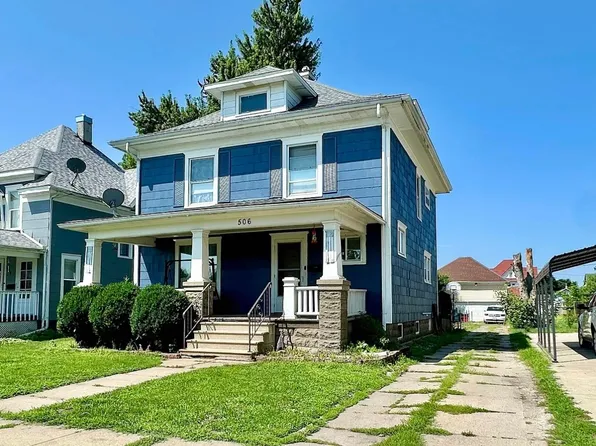 506 N Center St, Marshalltown, IA 50158