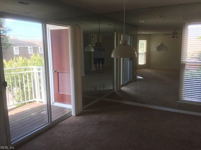 1st image of 510 24th St APT 203