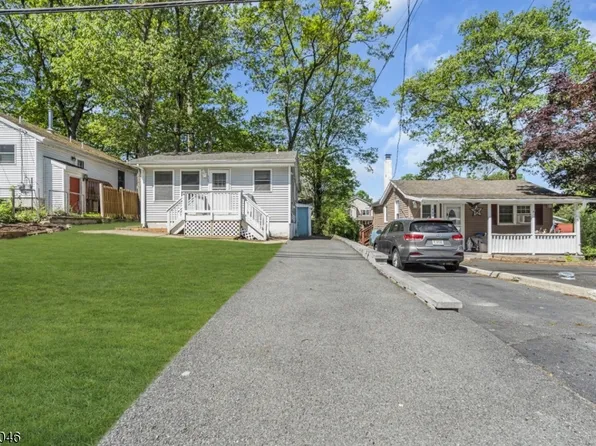 406 Brooklyn Mountain Rd, Hopatcong Boro, NJ 07843