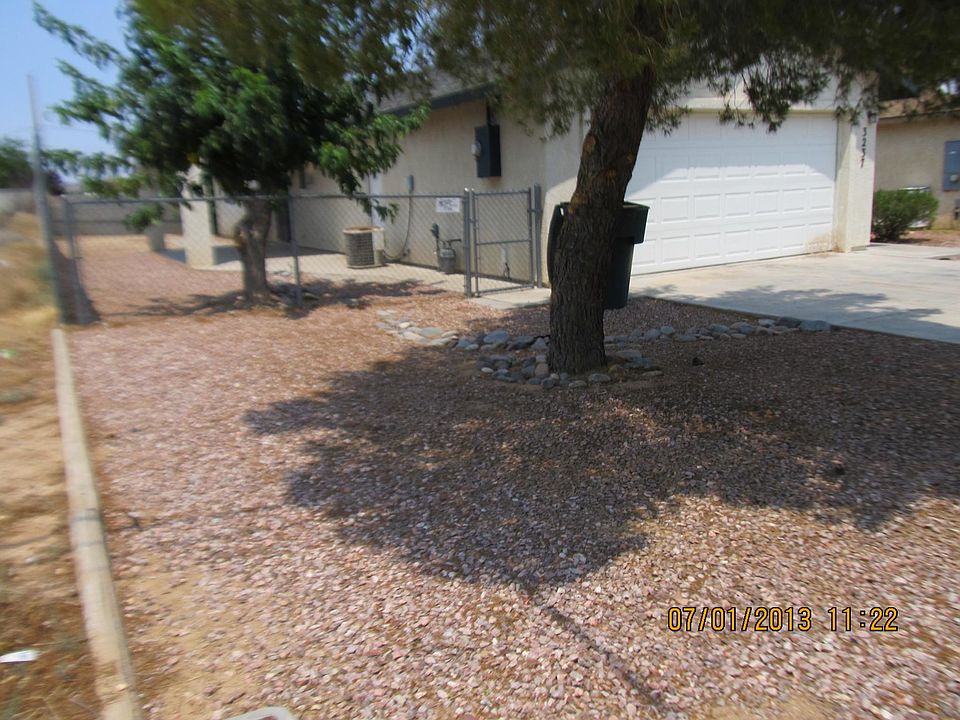 2nd image of 3237 N Yuma St
