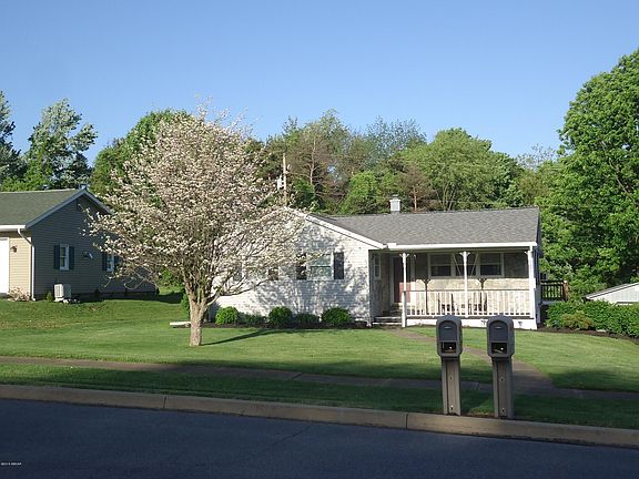 2nd image of 100 Bella Vista Dr