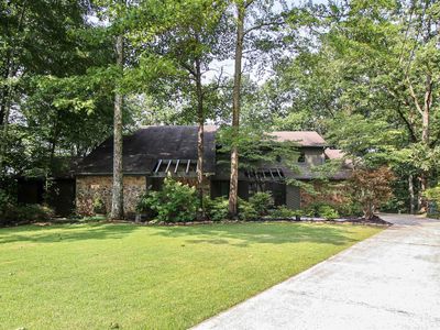 100 Oak Trl NE, Hartselle, AL, 35640