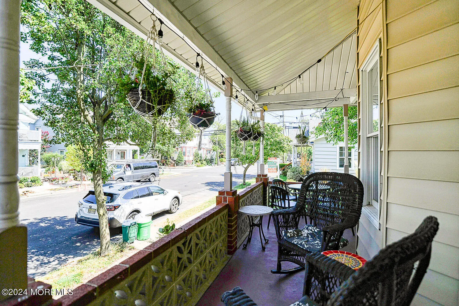 5 bed, 1982 sqft, $3,500 — Photo 4