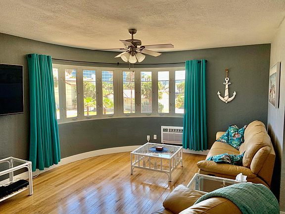 2nd image of 601 University Blvd #3
