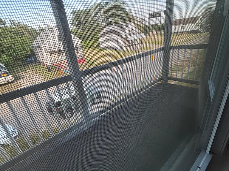 9861 Russell St #2 — Photo 5