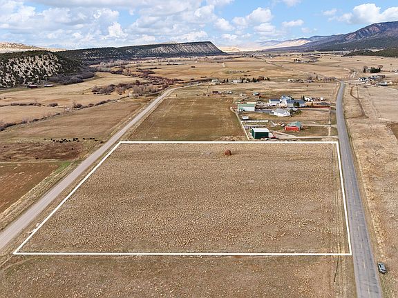 3rd image of 600 N Milburn Rd