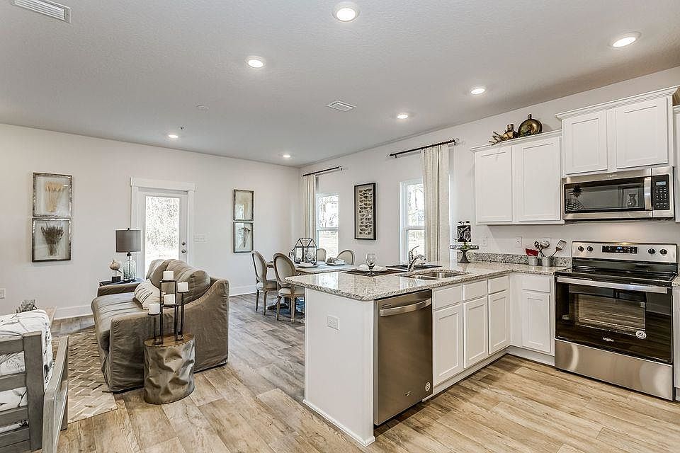 1st image of 6312 Grove Park Dr