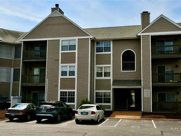 89 Cape Dorey Dr, Hampton, VA 23666