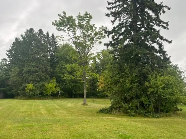 320 S 1st St E, Aurora, MN 55705