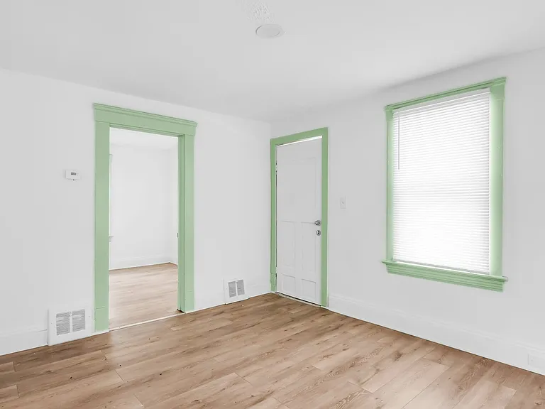 509 E 143rd St #B — Photo 2