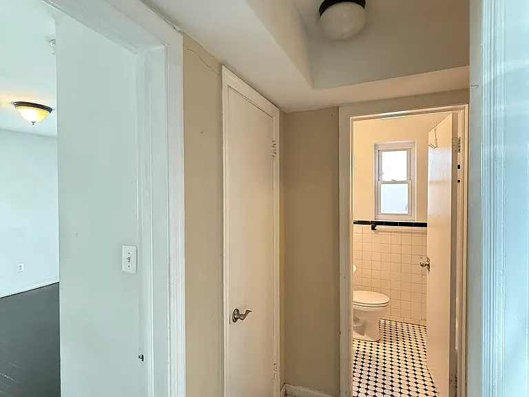 8316 Roanoke Ave #1 — Photo 9