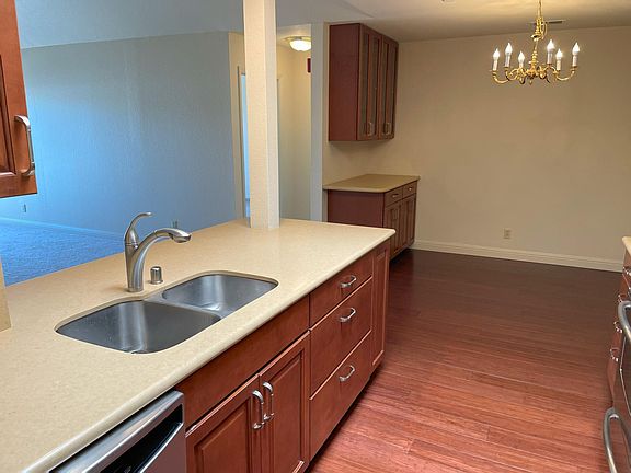 5th image of 112 Madison Ave APT 206